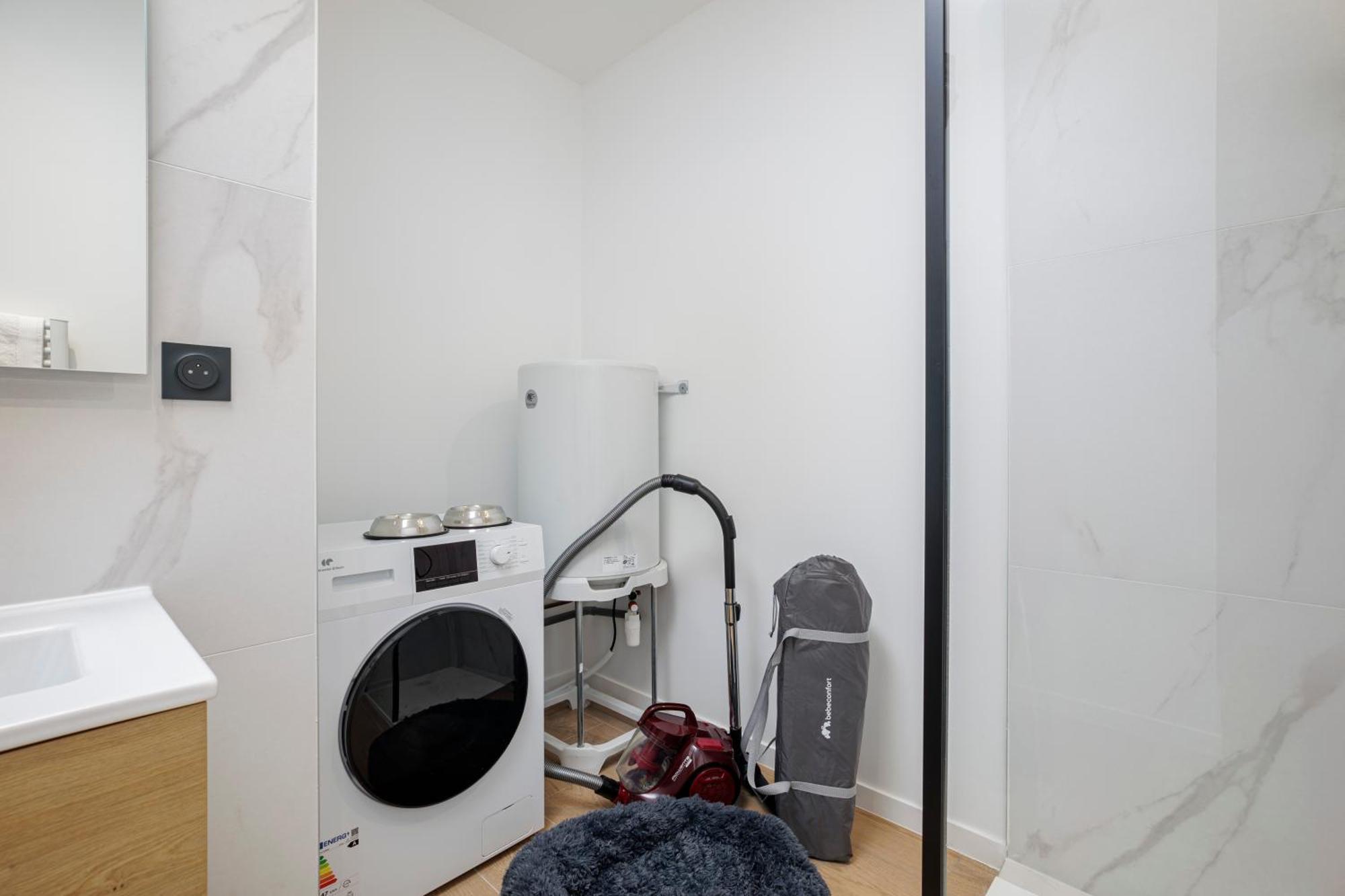 Privee Dans Chateau & Domaine, 15min De Lyon Apartment Vourles